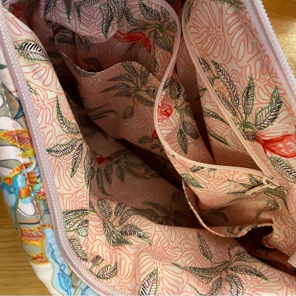 Vera Bradley Crossbody brand new without tags - Picture 5 of 6